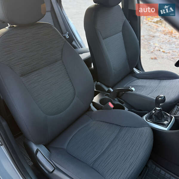 Седан Hyundai Accent 2019 в Киеве фото 10 Седан Hyundai Accent 2019 в Киеве