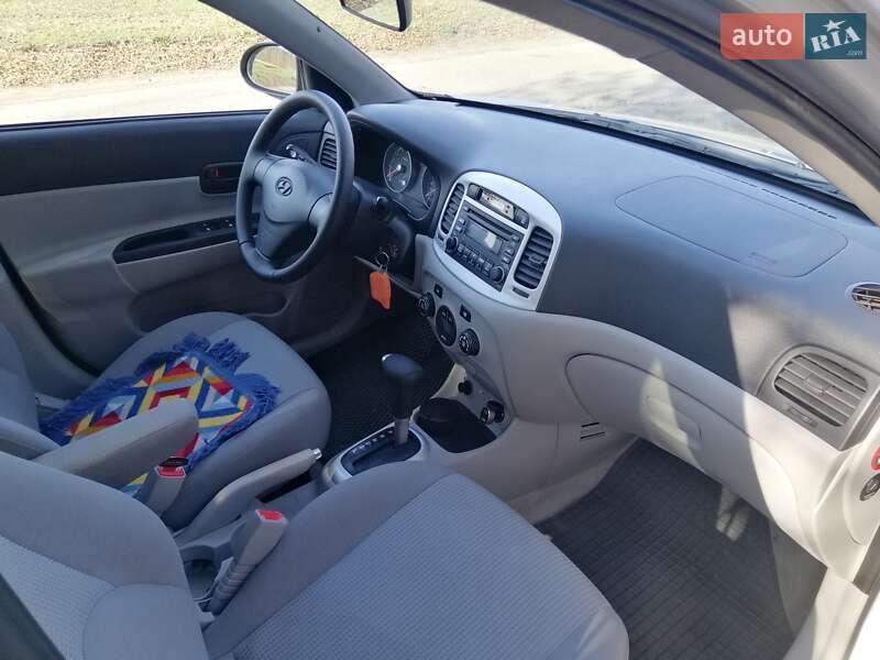 Седан Hyundai Accent 2008 в Запоріжжі