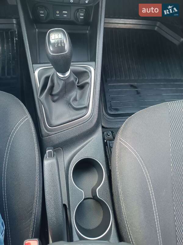 Седан Hyundai Accent 2017 в Киеве