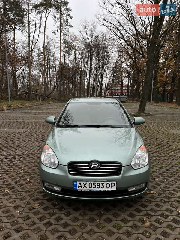 Hyundai Accent 2008