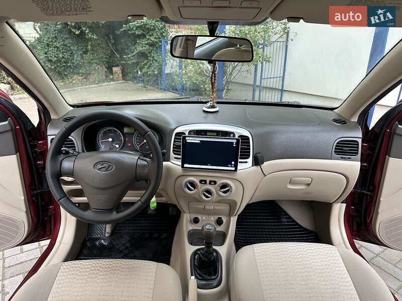 Седан Hyundai Accent 2008 в Николаеве