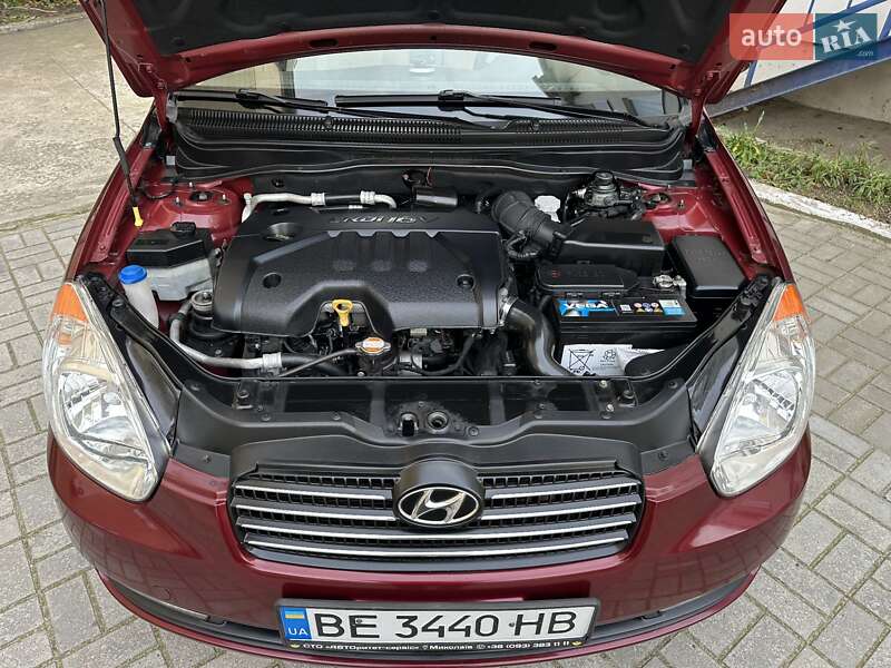 Седан Hyundai Accent 2008 в Николаеве