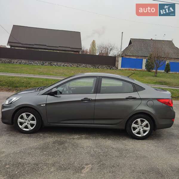 Седан Hyundai Accent 2013 в Мироновке
