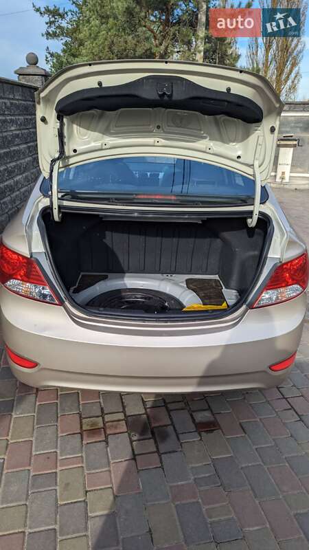 Седан Hyundai Accent 2012 в Києві