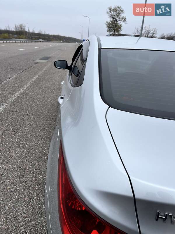 Седан Hyundai Accent 2013 в Дніпрі