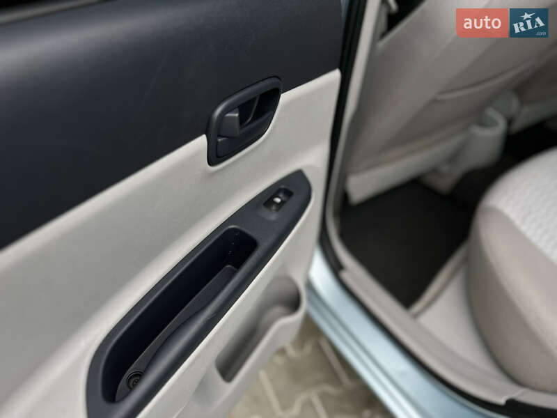 Седан Hyundai Accent 2007 в Стрию