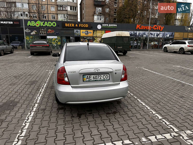 Седан Hyundai Accent 2008 в Кривом Роге
