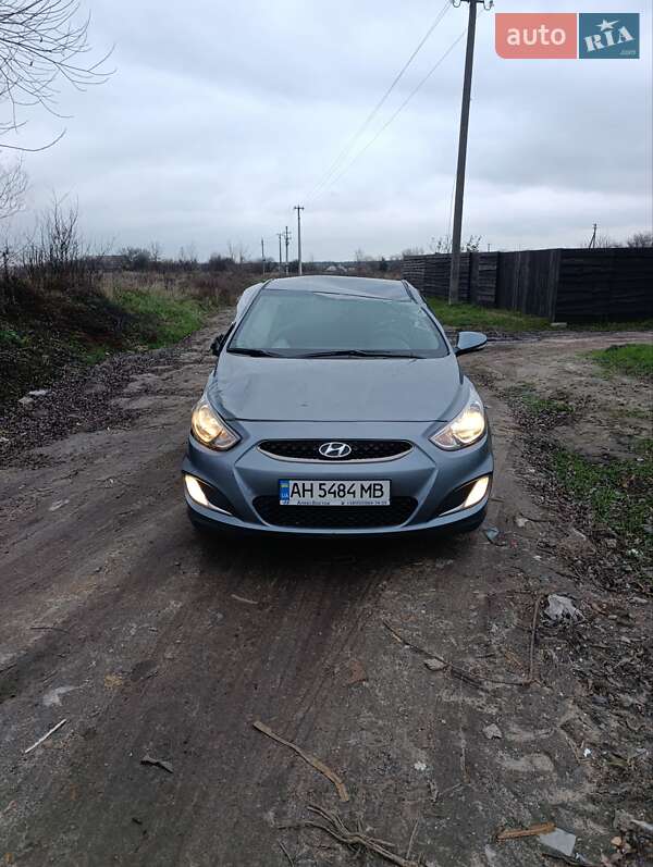 Седан Hyundai Accent 2019 в Бородянке фото Седан Hyundai Accent 2019 в Бородянке