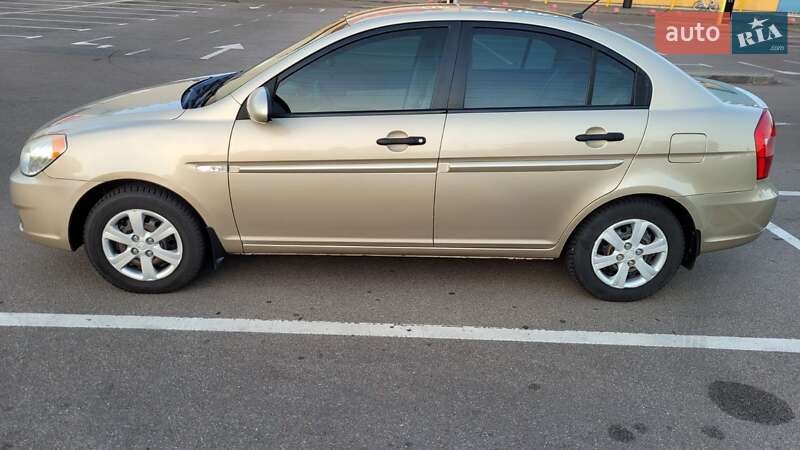 Седан Hyundai Accent 2008 в Ірпені