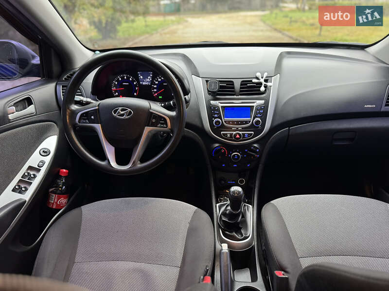 Седан Hyundai Accent 2013 в Дергачах фото 20 Седан Hyundai Accent 2013 в Дергачах