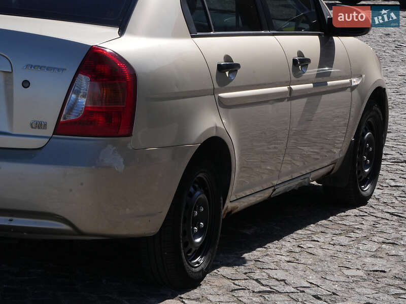 Седан Hyundai Accent 2008 в Дніпрі