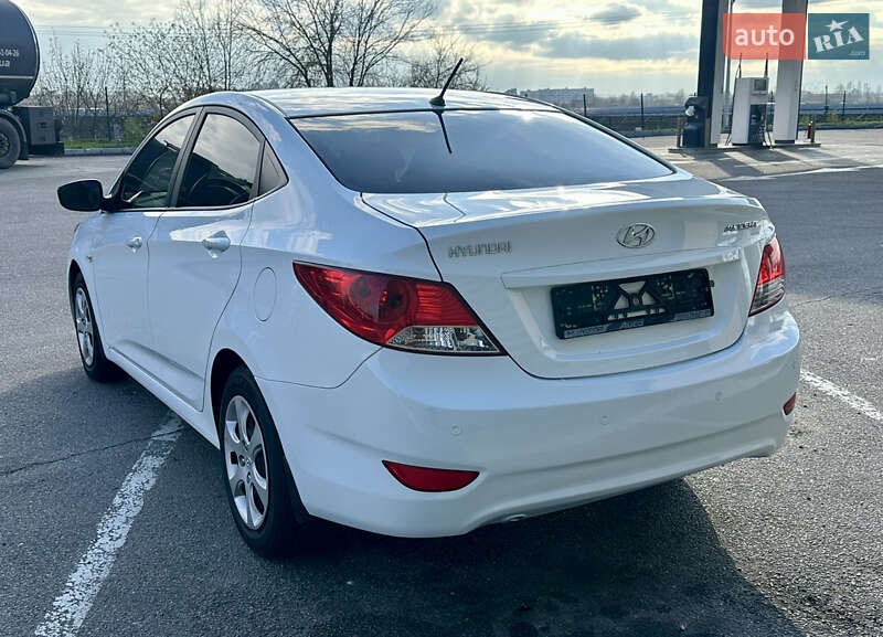 Седан Hyundai Accent 2013 в Дніпрі фото 8 Седан Hyundai Accent 2013 в Дніпрі