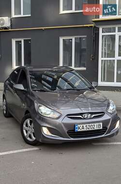 Седан Hyundai Accent 2011 в Чернигове