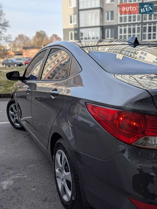 Седан Hyundai Accent 2011 в Чернігові фото 12 Седан Hyundai Accent 2011 в Чернігові