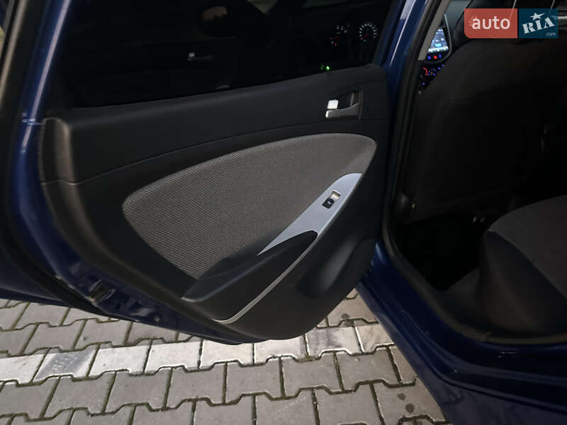 Седан Hyundai Accent 2013 в Хмельницькому фото 9 Седан Hyundai Accent 2013 в Хмельницькому