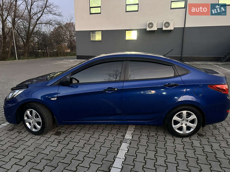 Седан Hyundai Accent 2013 в Хмельницькому фото 28 Седан Hyundai Accent 2013 в Хмельницькому