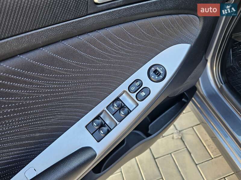 Седан Hyundai Accent 2016 в Одессе фото 33 Седан Hyundai Accent 2016 в Одессе