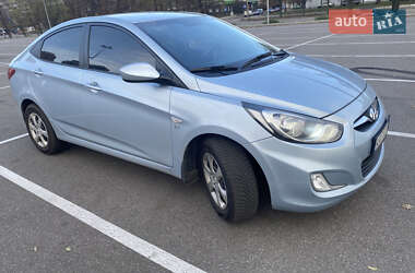Седан Hyundai Accent 2012 в Києві