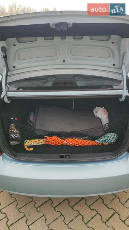 Седан Hyundai Accent 2008 в Черновцах фото 10 Седан Hyundai Accent 2008 в Черновцах