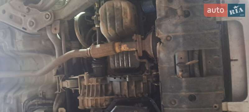 Седан Hyundai Accent 2002 в Кривом Роге фото 23 Седан Hyundai Accent 2002 в Кривом Роге