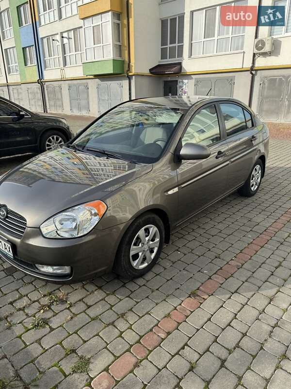 Седан Hyundai Accent 2008 в Ивано-Франковске