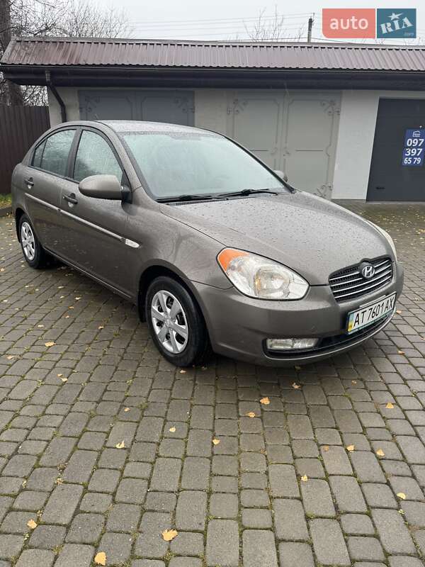 Седан Hyundai Accent 2008 в Ивано-Франковске