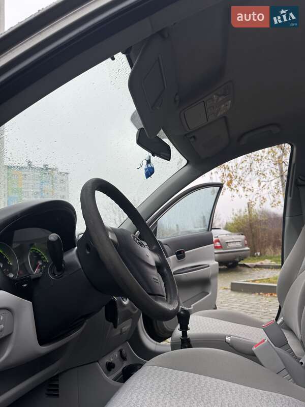 Седан Hyundai Accent 2008 в Ивано-Франковске