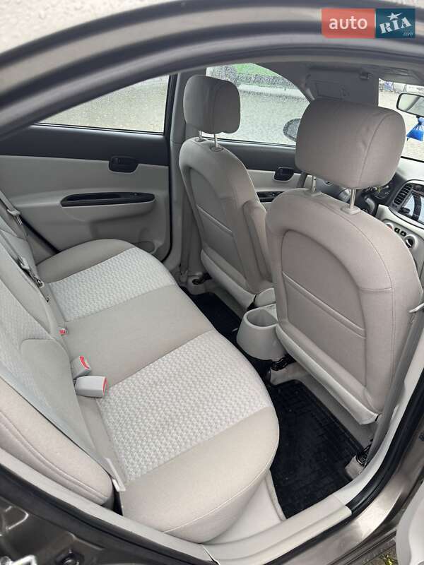 Седан Hyundai Accent 2008 в Ивано-Франковске