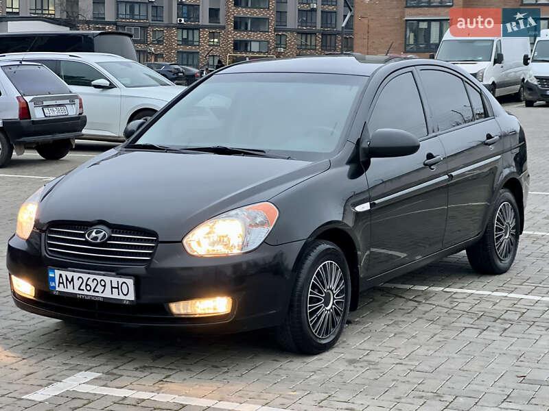 Седан Hyundai Accent 2008 в Житомире