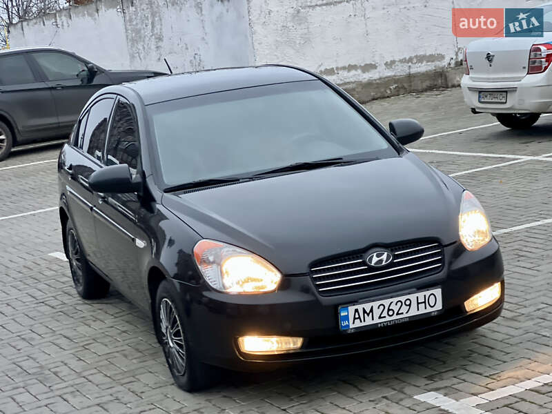 Седан Hyundai Accent 2008 в Житомире