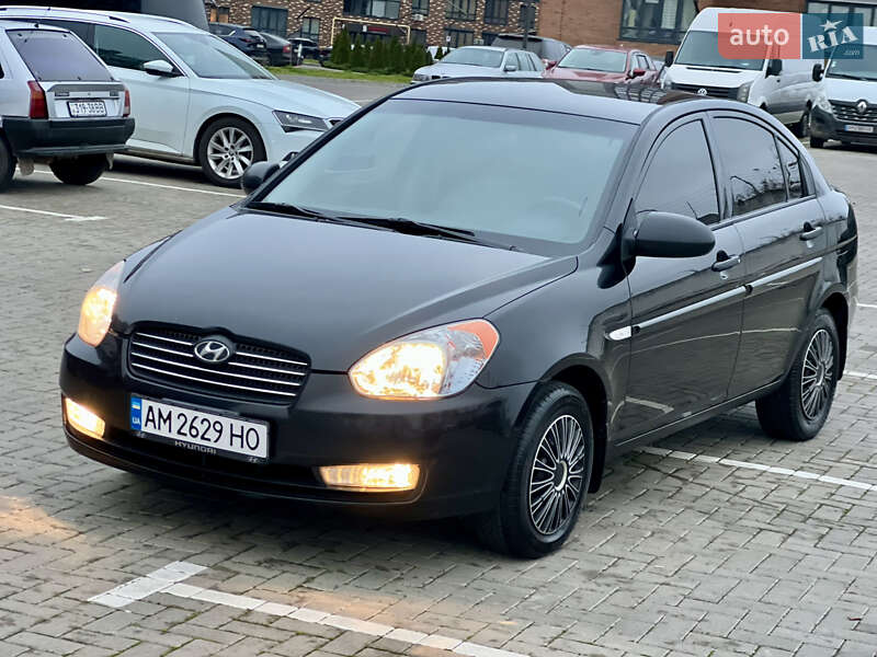 Седан Hyundai Accent 2008 в Житомире
