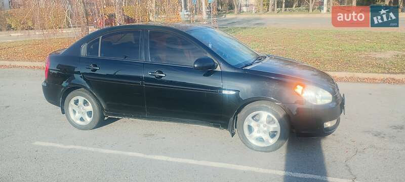 Седан Hyundai Accent 2008 в Запорожье