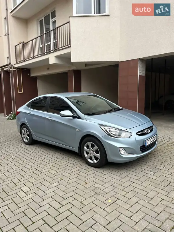Hyundai Accent