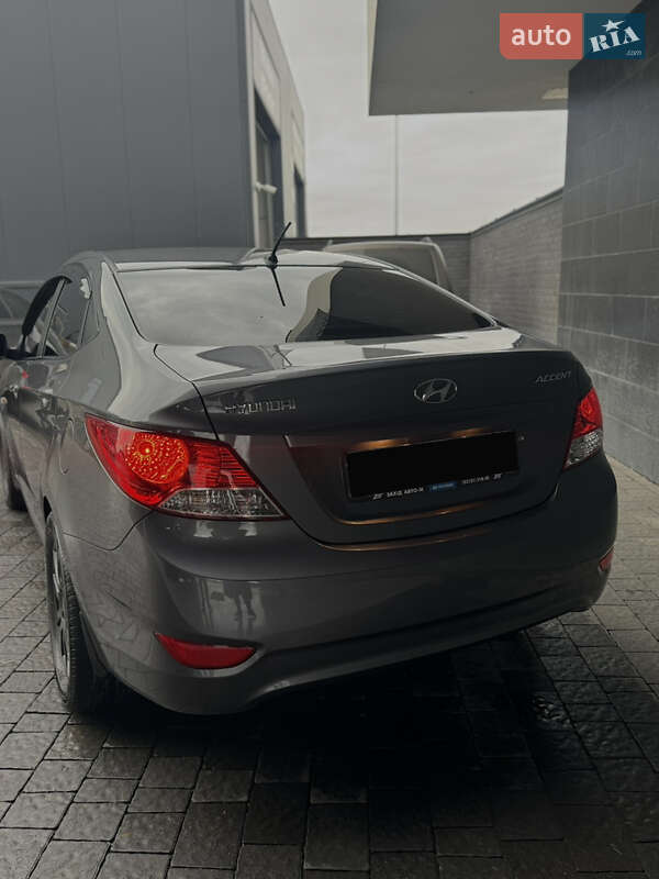 Седан Hyundai Accent 2013 в Ужгороді фото 9 Седан Hyundai Accent 2013 в Ужгороді