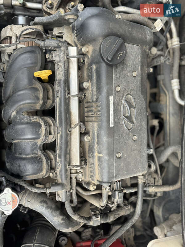 Седан Hyundai Accent 2013 в Ужгороді фото 13 Седан Hyundai Accent 2013 в Ужгороді