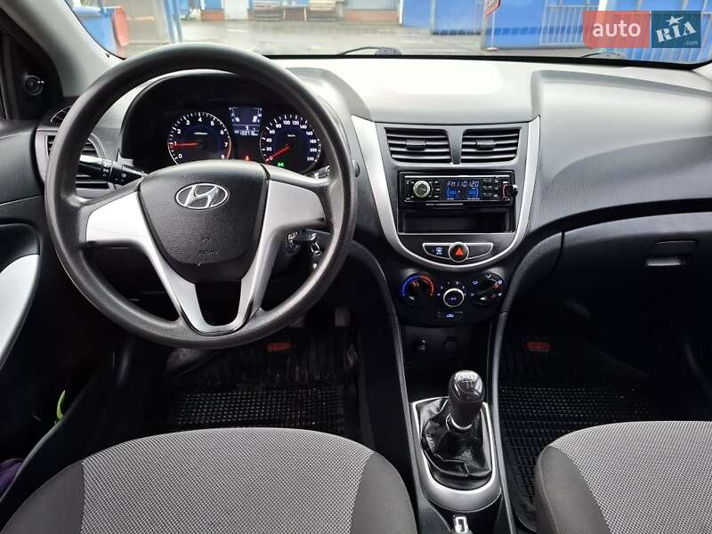 Седан Hyundai Accent 2012 в Хмельницькому