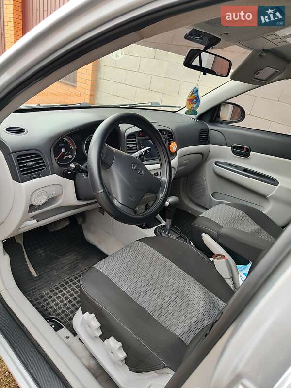 Седан Hyundai Accent 2008 в Николаеве