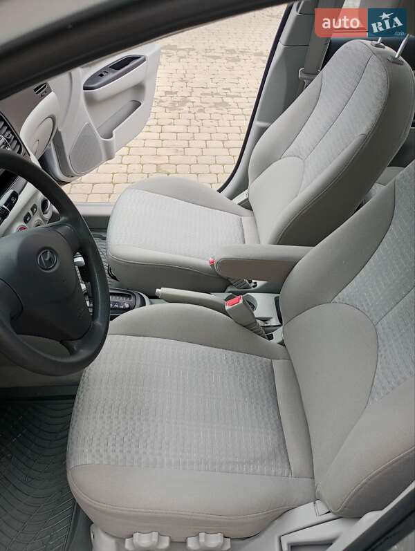 Седан Hyundai Accent 2008 в Самборе