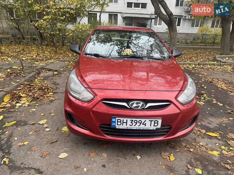 Седан Hyundai Accent 2012 в Одессе фото 5 Седан Hyundai Accent 2012 в Одессе