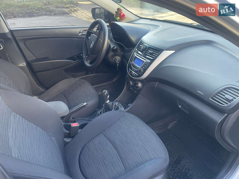 Седан Hyundai Accent 2011 в Білій Церкві фото 7 Седан Hyundai Accent 2011 в Білій Церкві