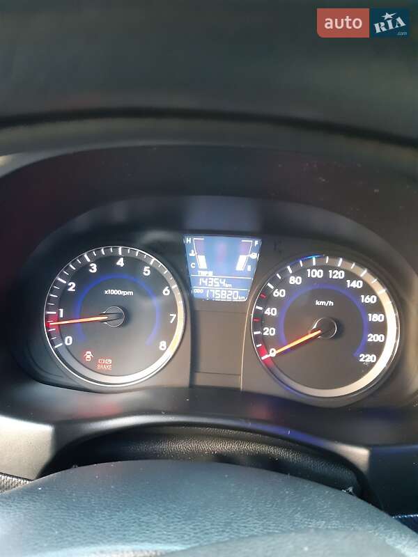 Седан Hyundai Accent 2011 в Львове