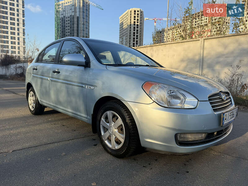 Седан Hyundai Accent 2007 в Киеве