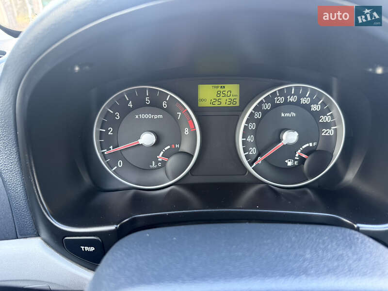 Седан Hyundai Accent 2007 в Киеве