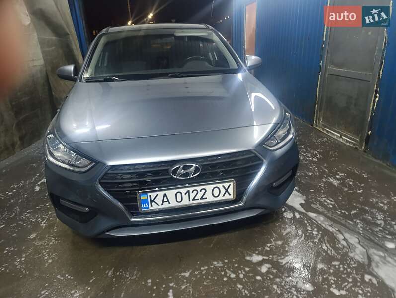 Седан Hyundai Accent 2017 в Киеве