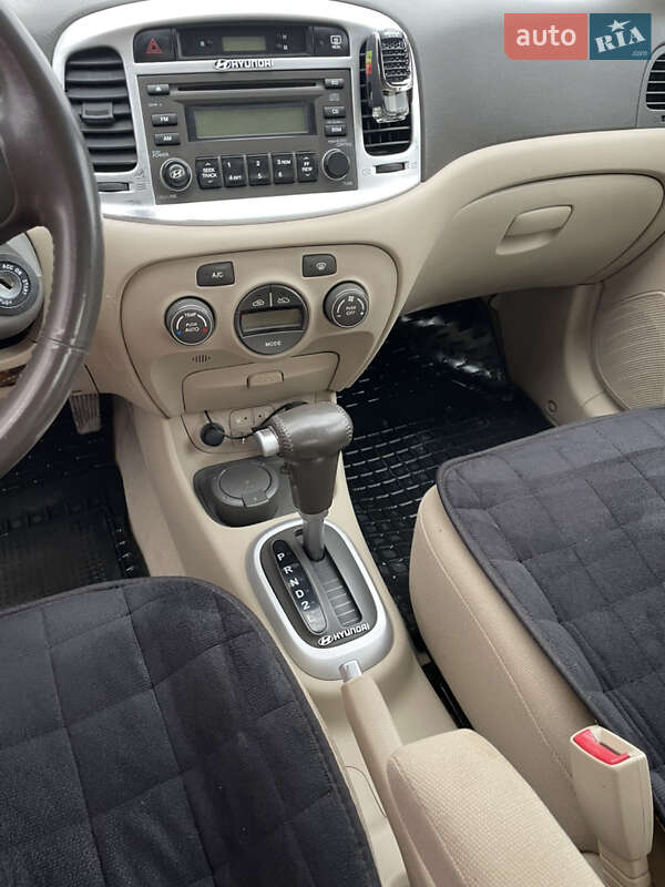 Седан Hyundai Accent 2008 в Ямполе фото 23 Седан Hyundai Accent 2008 в Ямполе