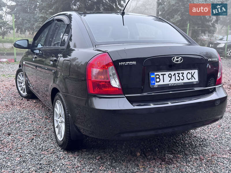 Седан Hyundai Accent 2008 в Одессе