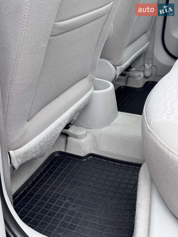 Седан Hyundai Accent 2008 в Одессе