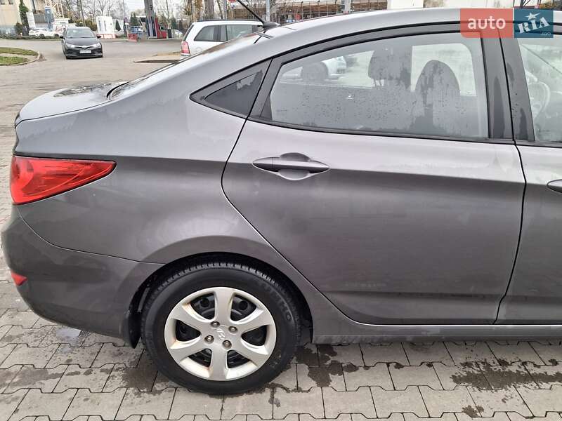 Седан Hyundai Accent 2011 в Яворове фото 18 Седан Hyundai Accent 2011 в Яворове