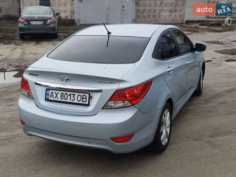 Седан Hyundai Accent 2011 в Харькове
