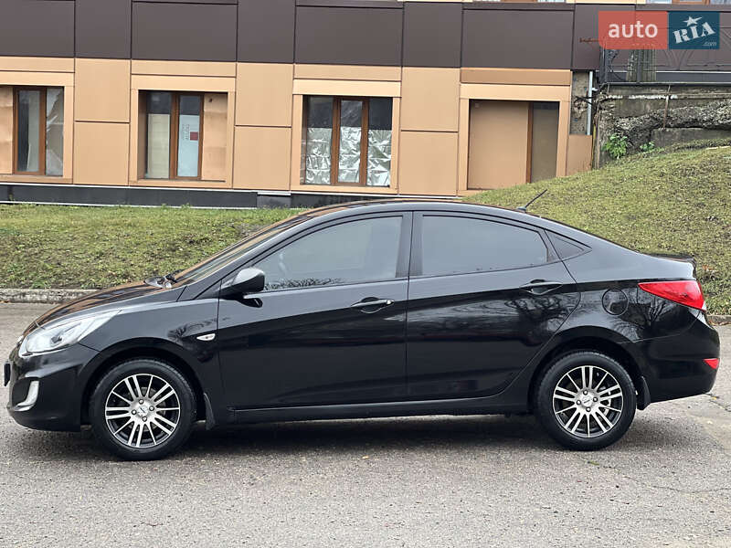 Седан Hyundai Accent 2012 в Лозовій фото 24 Седан Hyundai Accent 2012 в Лозовій